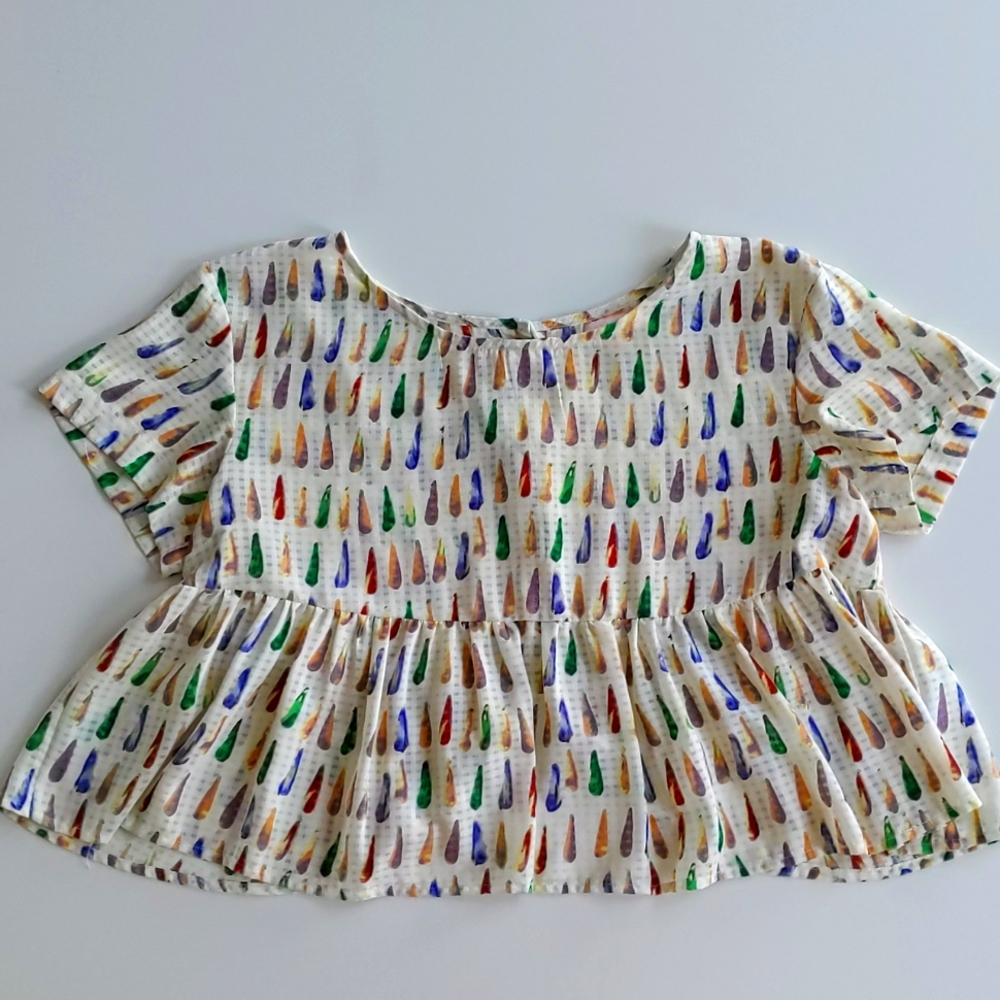 Silk feeling designer crop top
